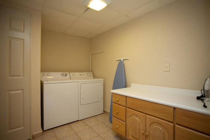 Villa Del Palmar Penthouse 3606 Laundry Room